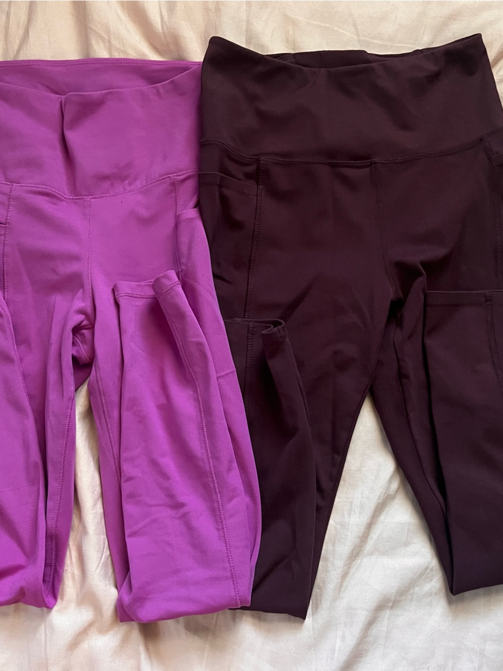 Set of 2 Danskin leggings with pockets size sm